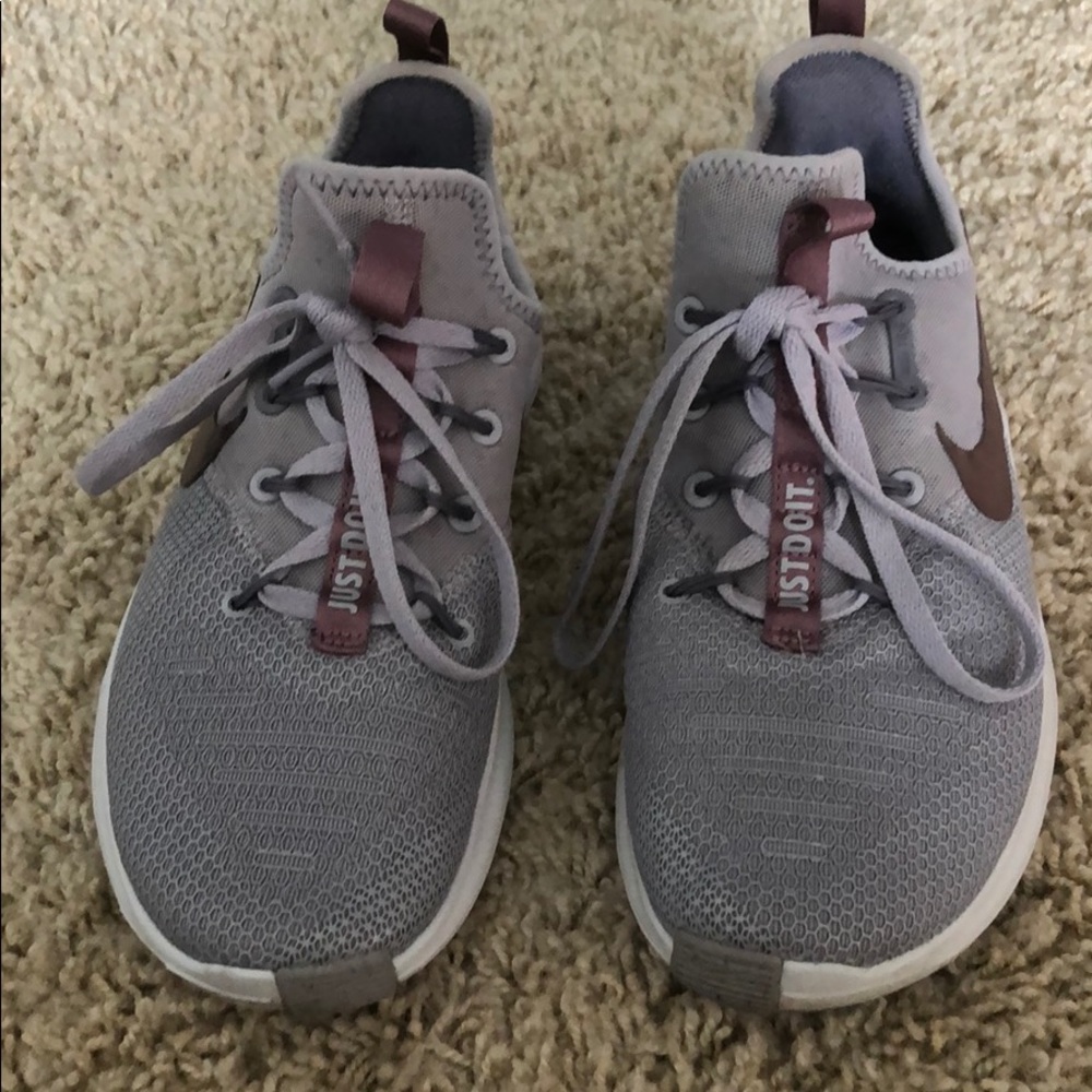 Nike gym shoes